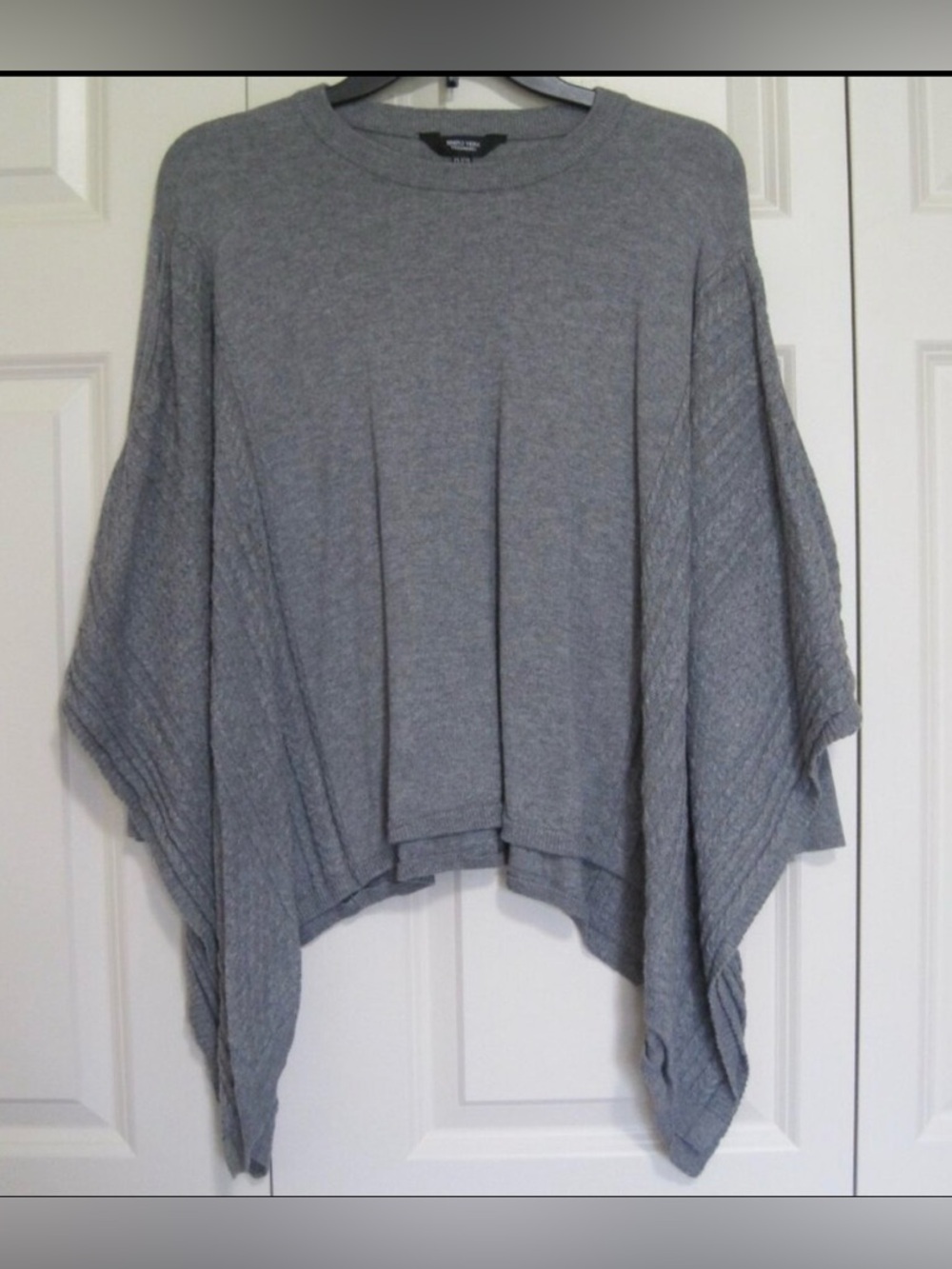 Simply Vera Vera Wang gray sweater sz PL PXL